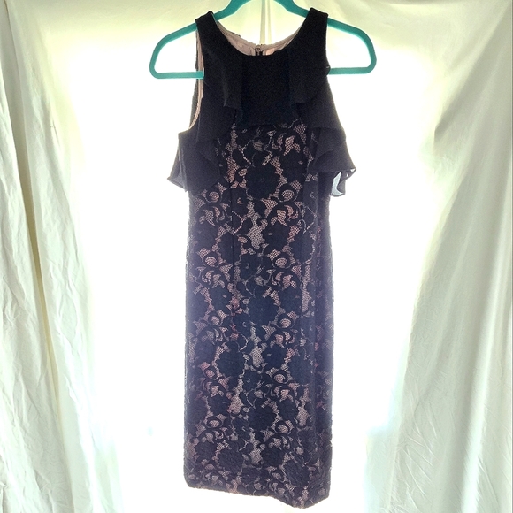 Stunning Lace Dress EUC - Picture 1 of 11